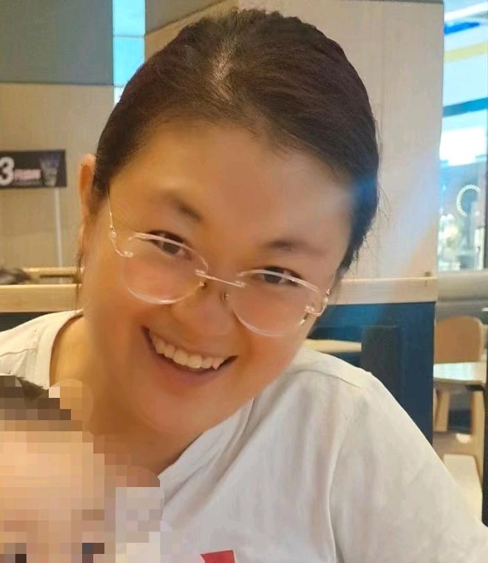 被执行人：闫圆被悬赏金额：2000元