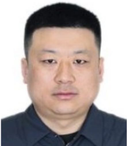 被执行人：刘雄雄被